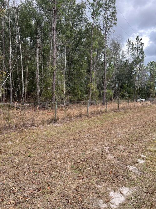 589 Sw Cumorah Hill St, FORT WHITE, FL, 32038-3757 | Card Image