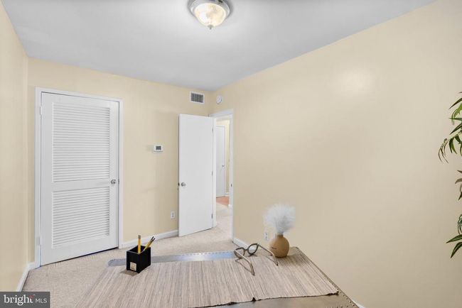 106-30 - 114 Duvall Ln, Condo with 2 bedrooms, 2 bathrooms and null parking in GAITHERSBURG MD | Image 13