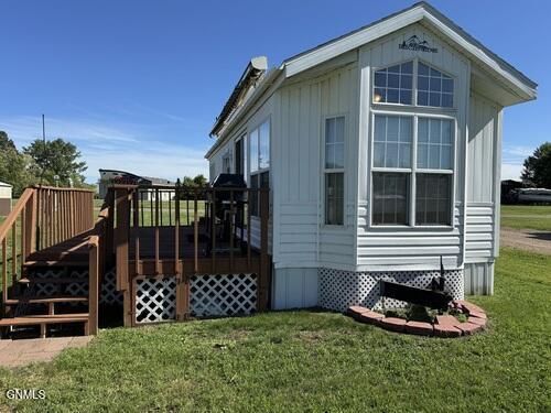 5-63 Main Rd W, Pick City, ND, 58545-7035 | Card Image