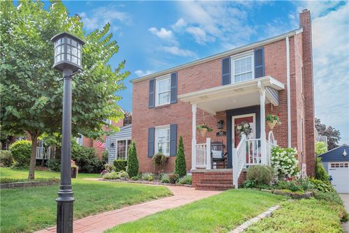 519 Mount Vernon Dr, Ellwood City, PA, 16117-1435 | Card Image