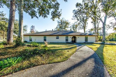 3317 Southdown Mandalay Road, House other with 5 bedrooms, 3 bathrooms and null parking in Houma LA | Image 1