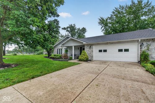 416 N County Road 25 W, New Castle, IN, 47362-9702 | Card Image