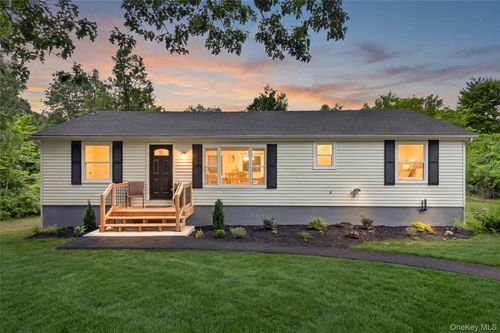 140 Rabbit Run Rd, Clintondale, NY, 12515-5005 | Card Image