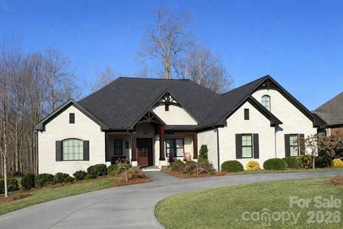 29-507 7th St Ne, Conover, NC, 28613-1690 | Card Image