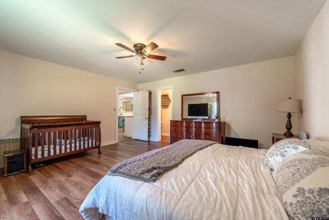 103 Irvin Ln, House other with 3 bedrooms, 2 bathrooms and null parking in Mt Vernon TX | Image 16