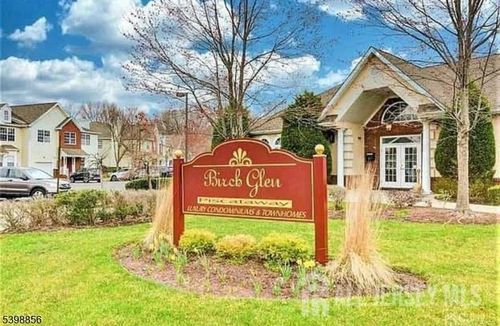 189-189 Sunshine Dr, Piscataway, NJ, 08854-2271 | Card Image