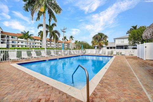 b114-731 W Elkcam Cir, Marco Island, FL, 34145-2273 | Card Image