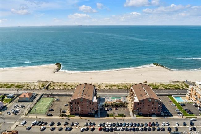 PH-5-S - 750 W Broadway, Condo with 3 bedrooms, 3 bathrooms and 2 parking in Long Beach NY | Image 29