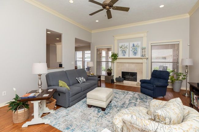 7940 Laurelwood St, House other with 5 bedrooms, 4 bathrooms and null parking in Beaumont TX | Image 7