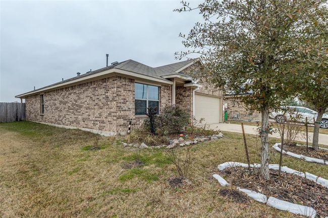23315 Joyful Way, House other with 3 bedrooms, 2 bathrooms and 2 parking in Spring TX | Image 4