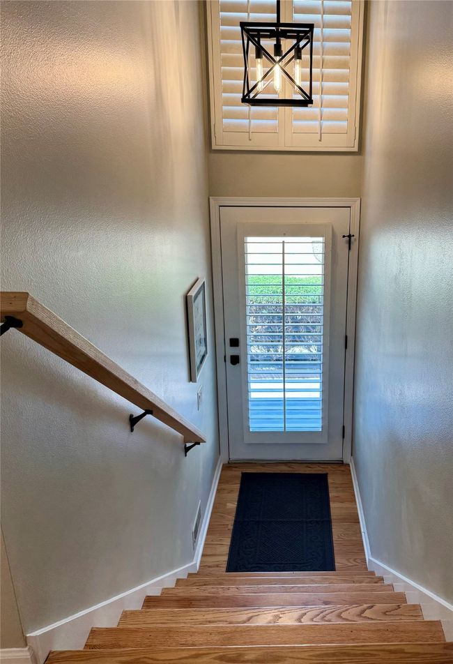 601 41 St St, Condo with 2 bedrooms, 3 bathrooms and null parking in Des Moines IA | Image 4