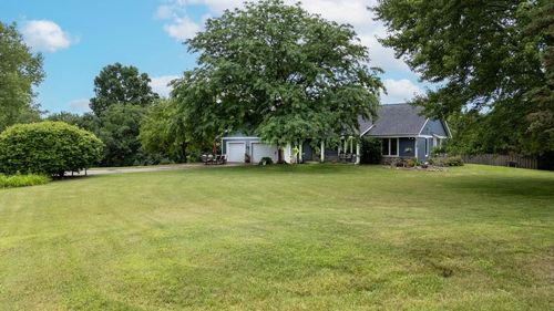 W328N4683 Circle Drive, Nashotah, WI, 53058 | Card Image