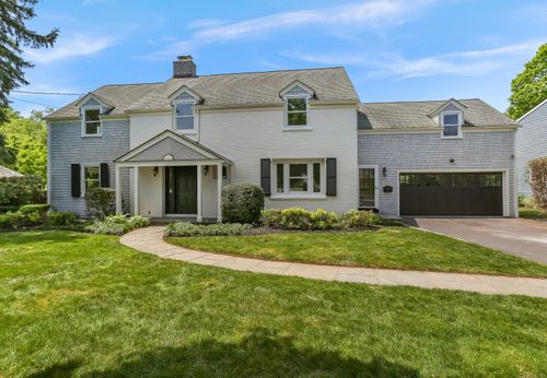 32 Pine Hill Ave, Norwalk, CT, 06855-2810 | Card Image