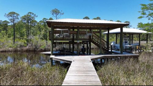 233 Maddox St, Santa Rosa Beach, FL, 32459-6145 | Card Image