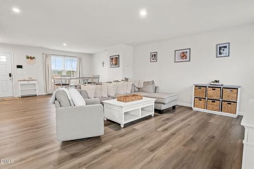 68 Florentine Ct, Angier, NC, 27501-5054 | Card Image