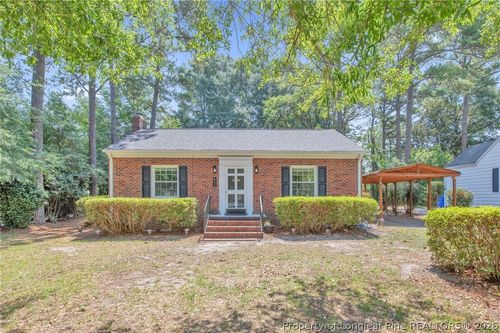 411 Vista Dr, Fayetteville, NC, 28305-5232 | Card Image