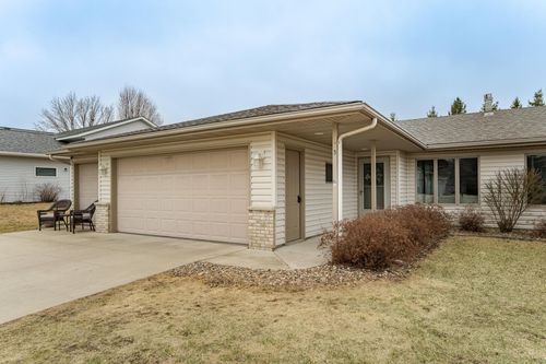 3 Lillie Ln Se, Pine Island, MN, 55963-6782 | Card Image