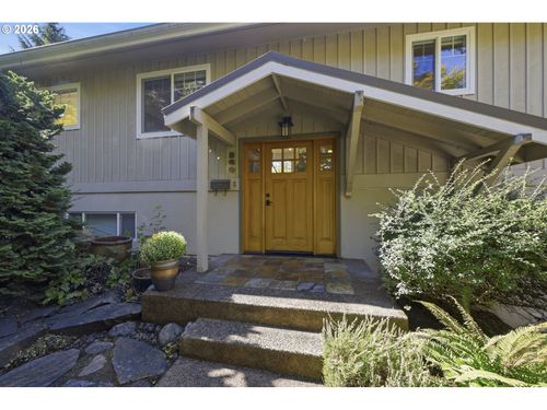 260 W 20th Ave, Eugene, OR, 97405-2806 | Card Image