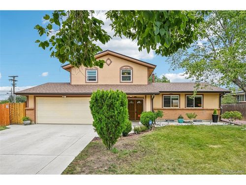 392 Zion St, Aurora, CO, 80011-8636 | Card Image