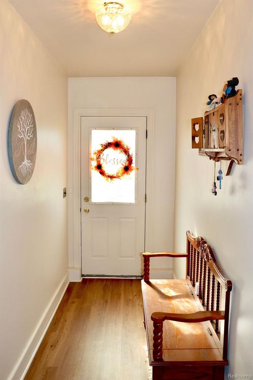 11635 Peelman Dr, Lennon, MI, 48449-9656 | Card Image