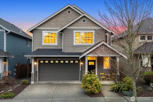 17912 12th Pl W, Lynnwood, WA, 98037-8247 | Card Image