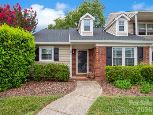 10922 Winterbourne Court, Charlotte, NC, 28277 | Card Image