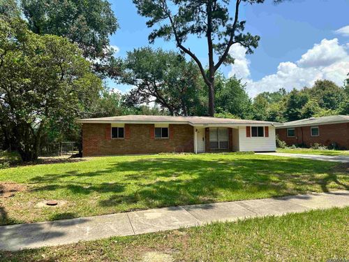 9323 Kingcrest Pkwy, Baton Rouge, LA, 70810-4122 | Card Image