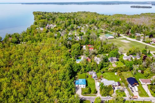 3976 Woodland Dr, Ramara, ON, L3V0S2 | Card Image
