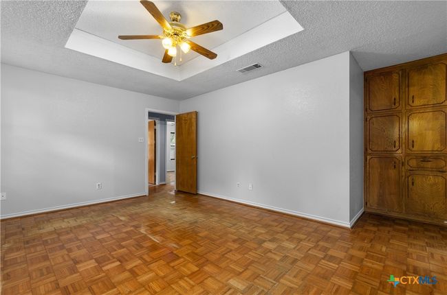 Primary Bedroom | Image 19