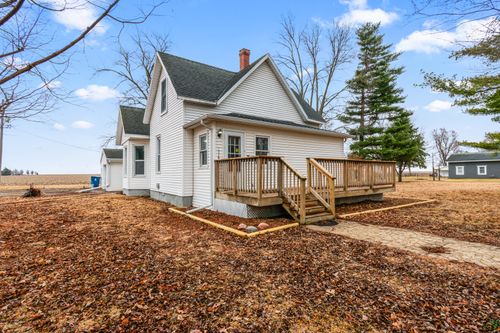 102 S Eastern Ave, Minier, IL, 61759-7574 | Card Image