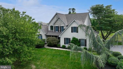 502 Country Meadows Dr, Lancaster, PA, 17602-1489 | Card Image