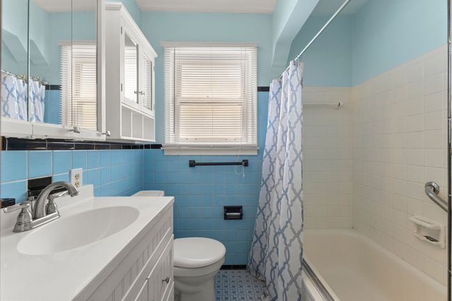 29 Washington St, House other with 3 bedrooms, 1 bathrooms and null parking in Trenton MI | Image 16