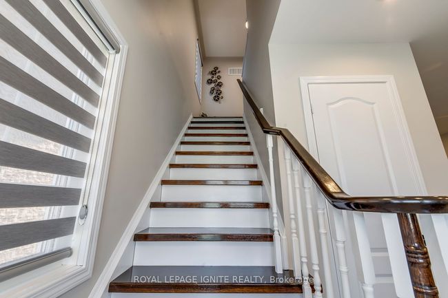 2390 Orchard Rd, House other with 3 bedrooms, 3 bathrooms and 1 parking in Burlington ON | Image 23