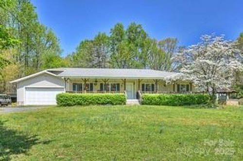 16415 Capps Rd, Charlotte, NC, 28278-8301 | Card Image
