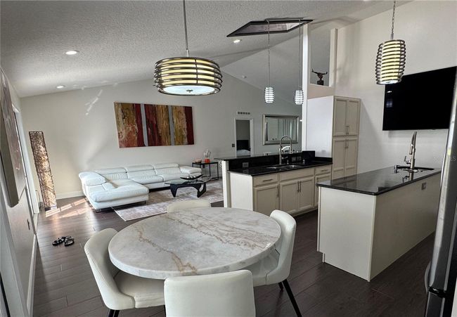 1125 Royal Marquis Cir, House other with 4 bedrooms, 2 bathrooms and null parking in OCOEE FL | Image 15
