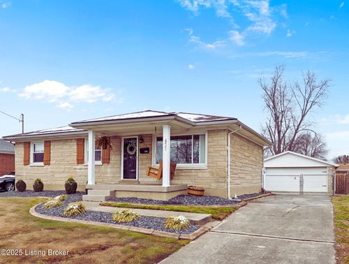 2421 Mcgee Dr, Louisville, KY, 40216-1329 | Card Image