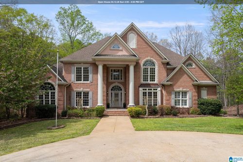 133 Windsor Cir, PELHAM, AL, 35124-2837 | Card Image