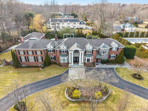 10 Hemlock Dr, Great Neck, NY, 11024-1214 | Card Image