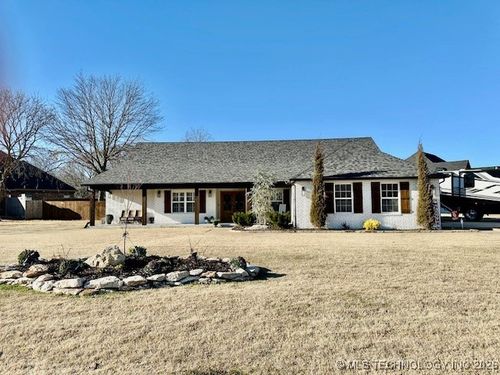 3806 Club View Dr, Muskogee, OK, 74403-1729 | Card Image