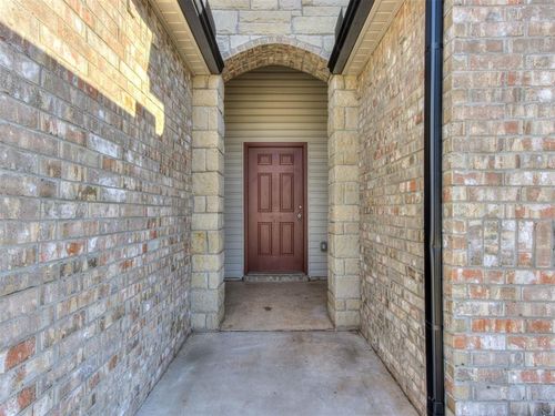 3015 Brooke Road, Chickasha, OK, 73018 | Card Image