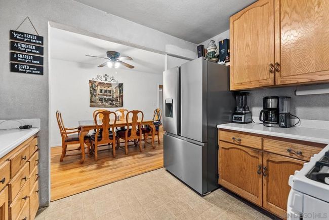 2032 Englewood Dr, House other with 2 bedrooms, 2 bathrooms and 6 parking in Lemon Grove CA | Image 13