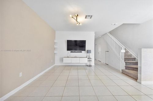 10013-10013 Sw 228th Ter, Miami, FL, 33190-1988 | Card Image