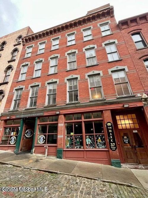 4b-37 Maiden Ln, Albany, NY, 12207-2862 | Card Image