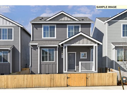 1185 Parkside Ave, Woodburn, OR, 97071-7751 | Card Image