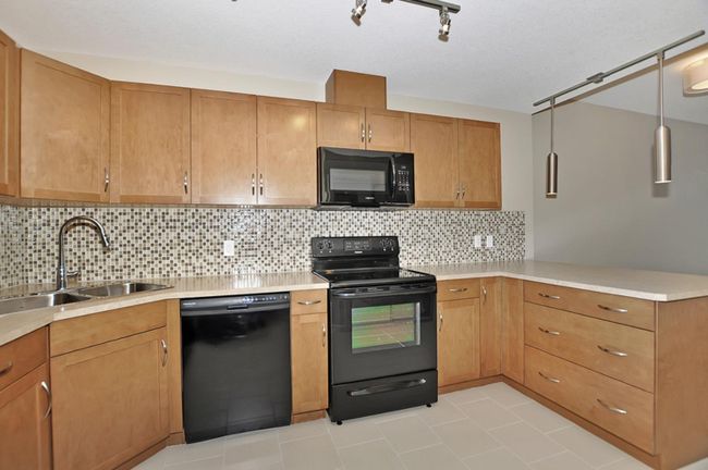 2006 - 1320 1 Street Se, Home with 1 bedrooms, 1 bathrooms and 1 parking in Calgary AB | Image 10