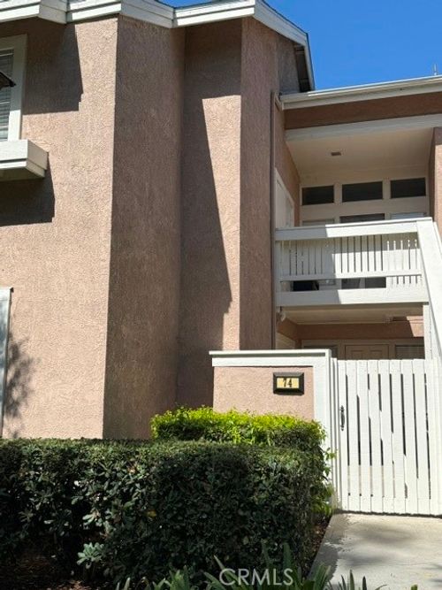 74 Woodleaf, Irvine, CA, 92614-7059 | Card Image