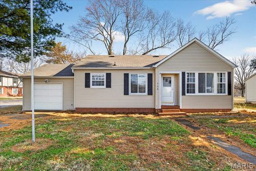 126 N 44th St, Belleville, IL, 62226-5222 | Card Image