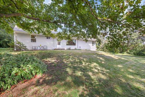 6064 Vroman Road, Fitchburg, WI, 53593 | Card Image