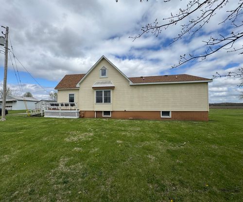 820 Paris St, Dewitt, IL, 61735-9512 | Card Image