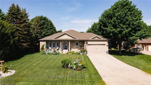 72628 Duke Cres, Zurich, ON, N0M2T0 | Card Image